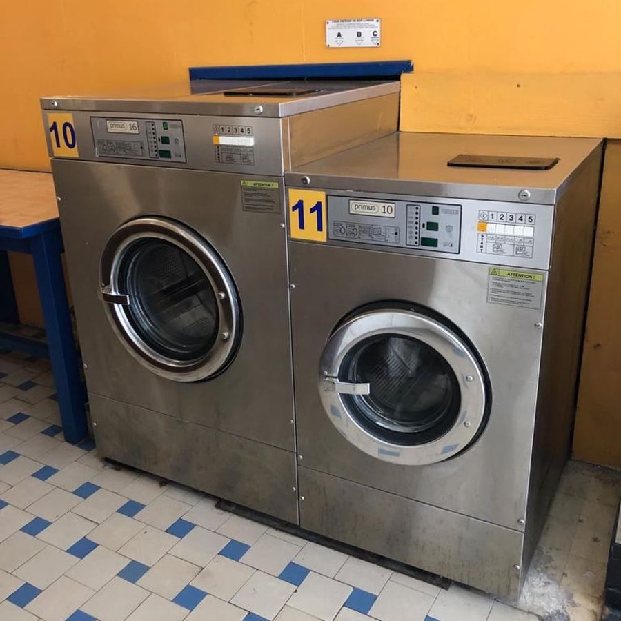 Lave-linge Primus grande capacité numérotés 10 et 11